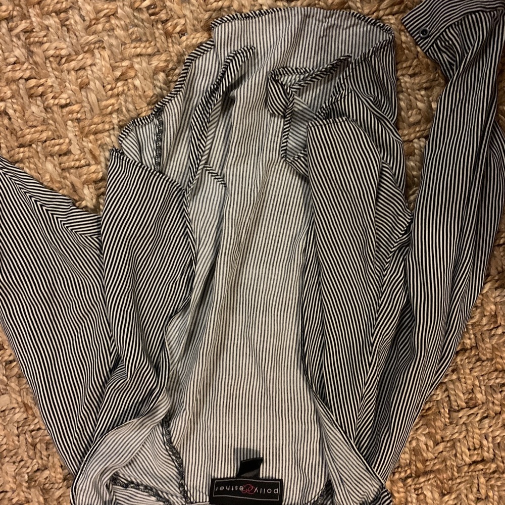 Clothes - Picture 8 of 8